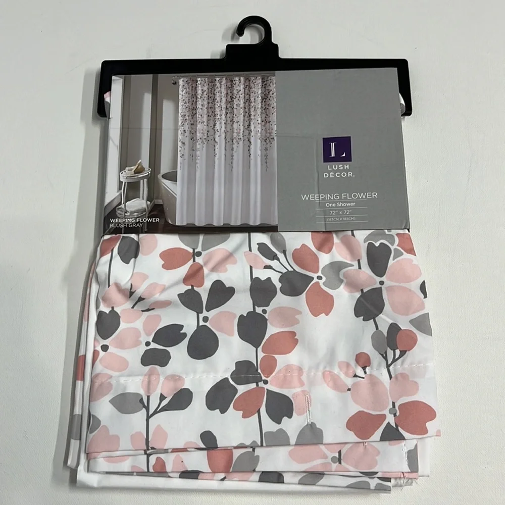NWT-Lush Decor Weeping Flower. Shower Curtain.72 inches length x 72 inches wide.